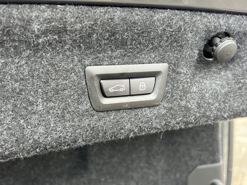 Used 2026 BMW M4 xDrive Competition w/ Executive Package image 23