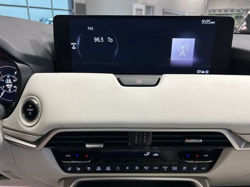 Used 2024 MAZDA CX-90 Plug-In Hybrid w/ Premium Plus AWD/4WD image 19