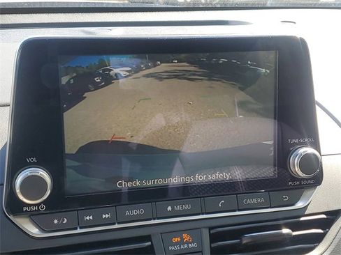 New 2025 Nissan Altima 2.5 SR image 15