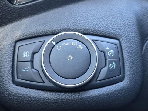 Used 2018 Ford Escape SEL image 27