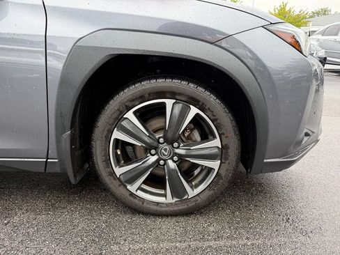 Used 2021 Lexus UX 250h w/ Premium Package AWD/4WD image 28