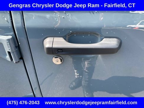Certified 2025 Jeep Gladiator Mojave w/ Safety Group AWD/4WD image 16