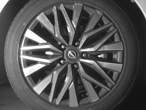 Used 2025 Nissan Altima 2.5 SV image 13