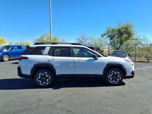 New 2026 Subaru Outback Touring AWD/4WD image 8