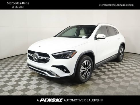 Certified 2025 Mercedes-Benz GLA 250 GLA 250 image 1