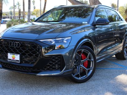 New 2026 Audi RS Q8 performance