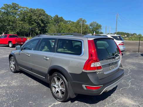 Used 2015 Volvo XC70 T6 Premier Plus AWD/4WD image 4