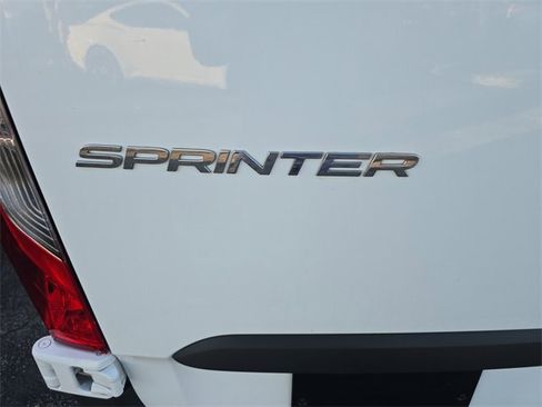 Used 2023 Mercedes-Benz Sprinter 2500 image 21