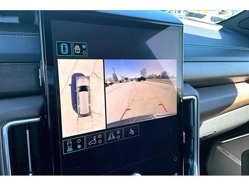 Used 2025 GMC Yukon Denali Ultimate image 14