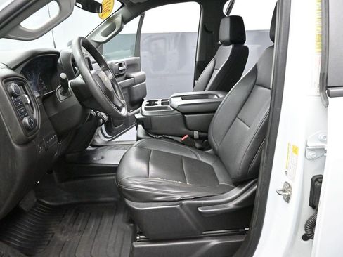 Used 2021 Chevrolet Silverado 2500 W/T w/ WT Convenience Package AWD/4WD image 12