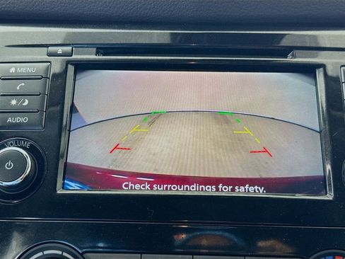 Used 2020 Nissan Rogue Sport S image 16