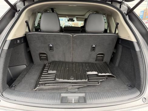 Used 2023 Acura MDX SH-AWD Technology Package image 13