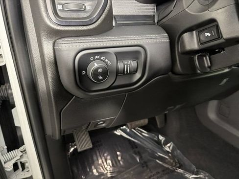 Certified 2023 RAM 2500 Limited w/ Night Edition AWD/4WD image 20