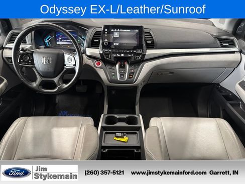 Used 2018 Honda Odyssey EX-L image 2