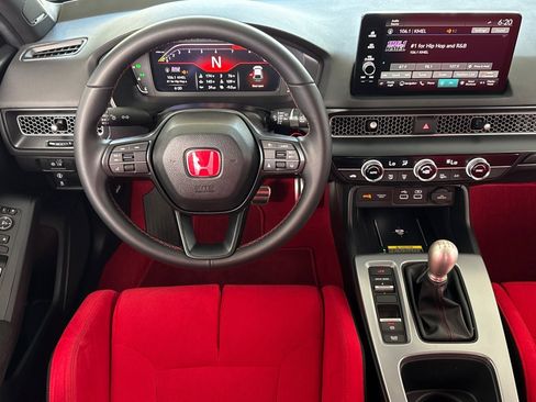 Used 2024 Honda Civic Type R image 14
