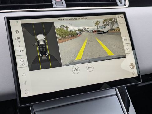 Used 2024 Land Rover Range Rover Evoque S image 23