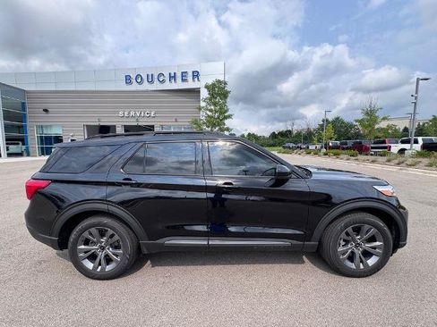 Certified 2023 Ford Explorer XLT w/ Equipment Group 202A AWD/4WD image 5