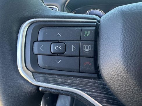 Used 2024 Jeep Wagoneer L Series II image 15