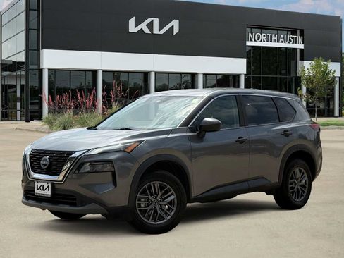 Used 2023 Nissan Rogue S AWD/4WD image 1