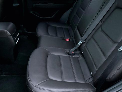 Used 2023 MAZDA CX-5 Signature image 17