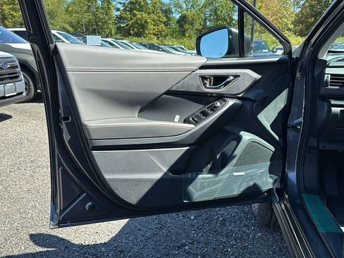 New 2025 Subaru Crosstrek 2.5i Limited image 6