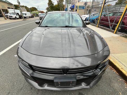 Used 2017 Dodge Charger Police w/ Street Appearance Group image 3