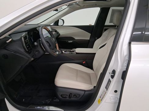 Used 2024 Lexus RX 350 Premium Plus w/ Convenience Package image 5