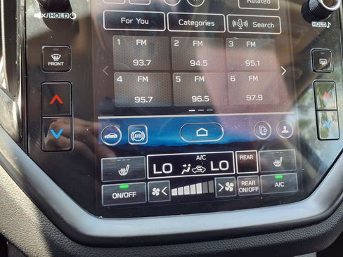 Used 2025 Subaru Ascent Bronze Edition AWD/4WD image 7