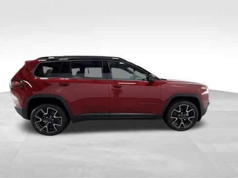 New 2026 Jeep Cherokee Overland w/ Advanced Pro Tech Group AWD/4WD image 5