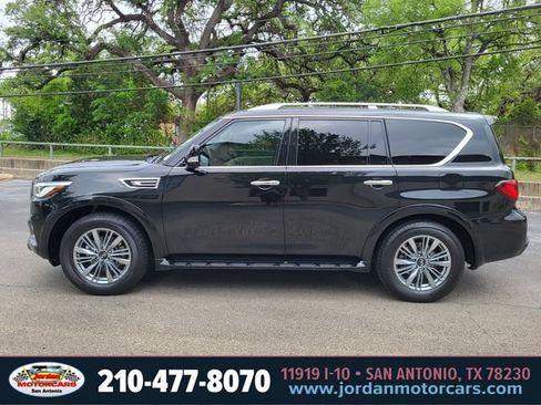 Used 2022 INFINITI QX80 Luxe w/ Cargo Package image 2