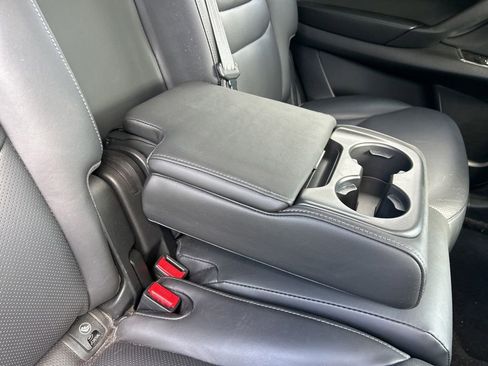 Used 2022 MAZDA CX-9 Touring image 43