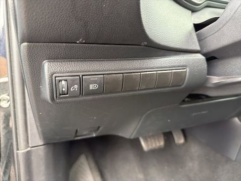 Used 2024 Toyota Corolla LE image 11