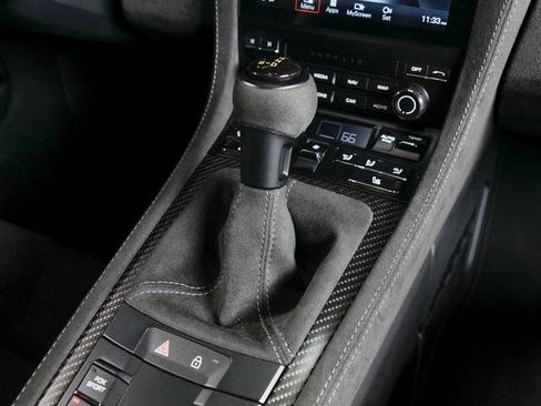 Certified 2025 Porsche 718 Boxster Spyder RS RWD image 18