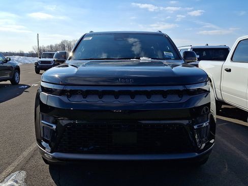 New 2026 Jeep Grand Wagoneer Limited image 2