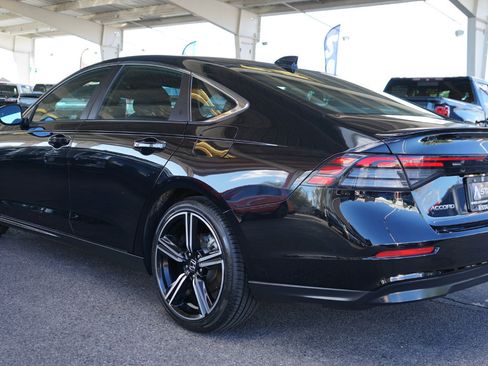 Used 2024 Honda Accord Sport image 5