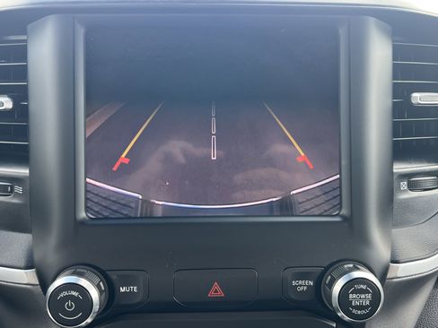 Used 2024 RAM 2500 Big Horn w/ Bed Utility Group image 7