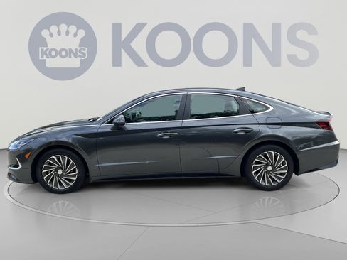 Used 2023 Hyundai Sonata SEL FWD image 2
