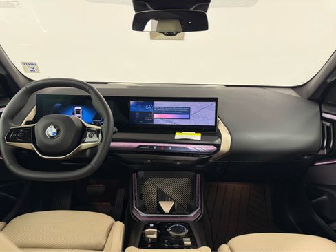 Certified 2025 BMW X3 xDrive30i w/ Convenience Package image 11