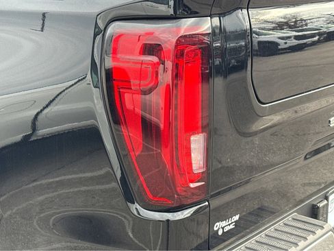 New 2026 GMC Sierra 1500 SLT w/ SLT Premium Plus Package image 20
