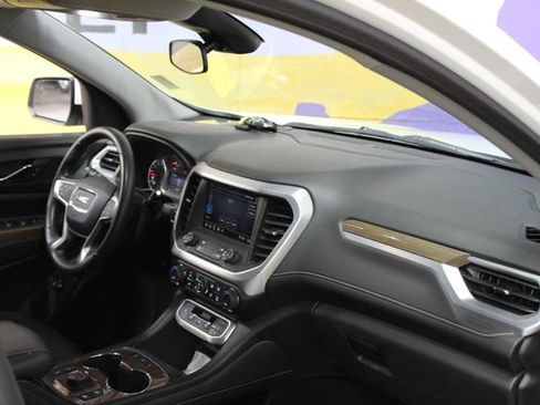 Used 2023 GMC Acadia SLE AWD/4WD image 12