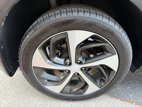 Used 2017 Hyundai Tucson Sport image 56