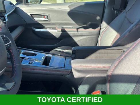 Certified 2025 Toyota Sienna XSE w/ XSE Premium Package image 9