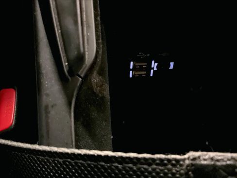 Used 2023 Lexus IS 350 F Sport w/ Memory Package image 34