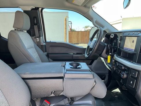 Used 2024 Ford F250 XL w/ FX4 Off-Road Package image 39