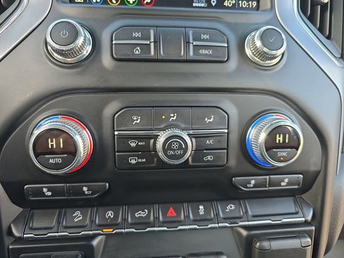 Used 2019 GMC Sierra 1500 SLE w/ SLE Value Package image 23