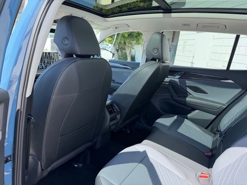 New 2026 Volkswagen Tiguan SE AWD/4WD image 17