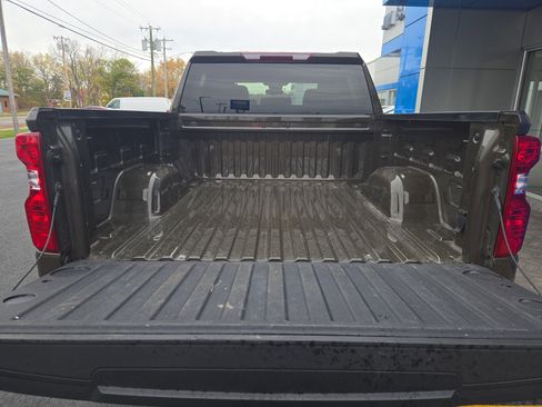 Certified 2023 Chevrolet Silverado 1500 LT image 5