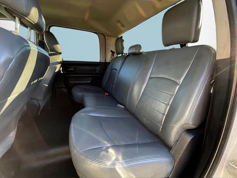 Used 2017 RAM 3500 Tradesman w/ Chrome Appearance Group image 22