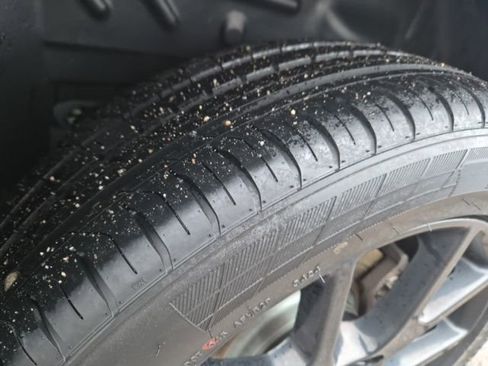 Used 2019 Dodge Journey GT w/ Blacktop Package image 11