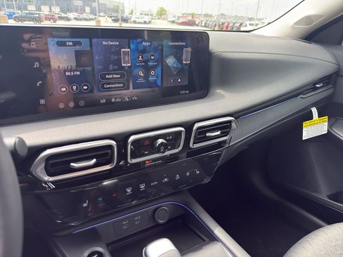 New 2026 Nissan Sentra SV FWD image 20